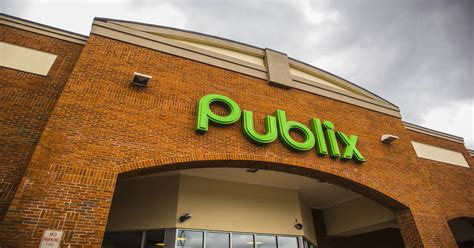 is publix pharmacy open today